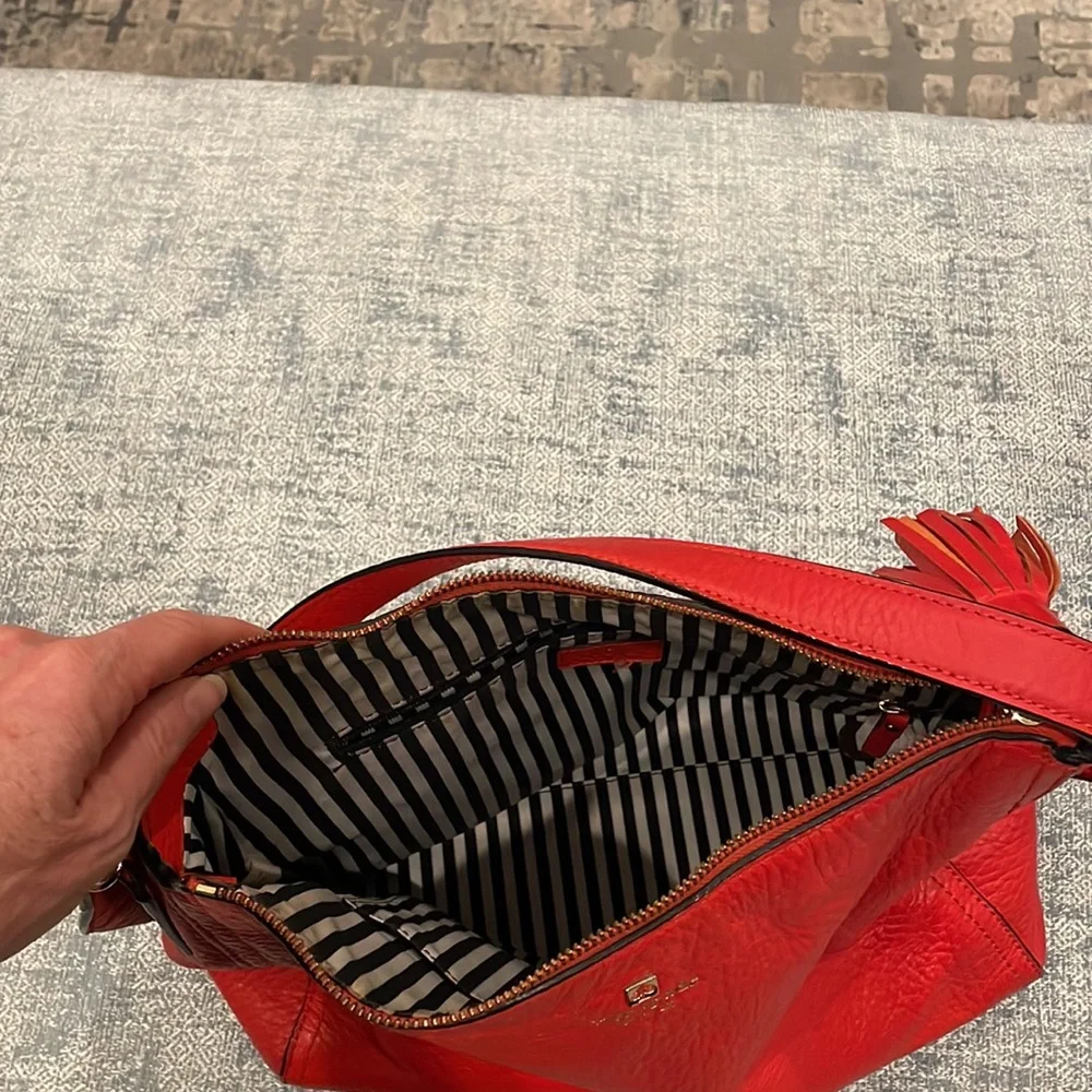 Kate Spade pebbled leather hobo in poppy red - Picture 4 of 4